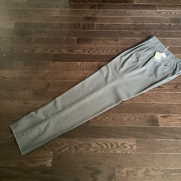 Gray Presario 100% Wool Dress Pants Designed in Italy by Corbin - NWT - W32